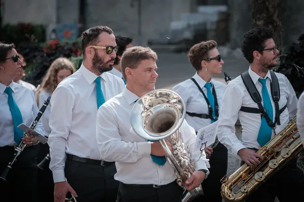 ericberger abbaye perroy 26 fanfare 06