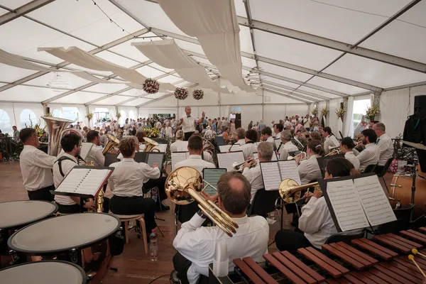 ericberger abbaye perroy 26 fanfare 23
