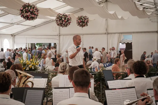 ericberger abbaye perroy 26 fanfare 24